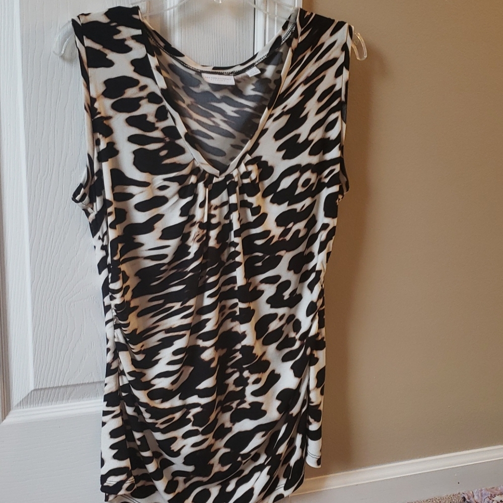 Leopard print top